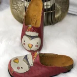 Ciabatte tipo sabot da donna fatte a mano con plantare ortopedico in vera pelle 10152RD / Ciabatte tipo sabot da donna fatte a mano con plantare ortopedico in vera pelle 10152RD /