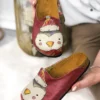 Ciabatte tipo sabot da donna fatte a mano con plantare ortopedico in vera pelle 700069 Sabot da lavoro donna 6 Ciabatte tipo sabot da donna fatte a mano con plantare ortopedico in vera pelle 700069 Sabot da lavoro donna 6
