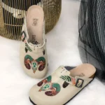 Ciabatte tipo sabot da donna fatte a mano con plantare ortopedico in vera pelle 700096 / Ciabatte tipo sabot da donna fatte a mano con plantare ortopedico in vera pelle 700096 /