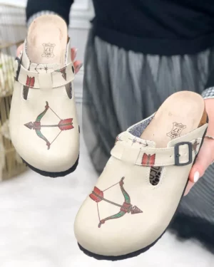 Ciabatte tipo sabot da donna fatte a mano con plantare ortopedico in vera pelle 700105