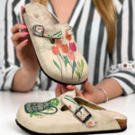 Ciabatte tipo sabot da donna fatte a mano con plantare ortopedico in vera pelle 700189 / Ciabatte tipo sabot da donna fatte a mano con plantare ortopedico in vera pelle 700189 /