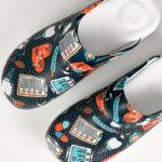 Ciabatte sanitarie da donna con zeppa / Ciabatte sanitarie da donna con zeppa /
