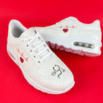 Scarpe sanitarie comode e leggerissime /