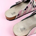 Sabot anatomico colorato con sottopiede in scamosciata / Sabot anatomico colorato con sottopiede in scamosciata /