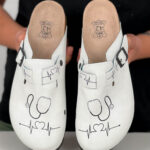 Ciabatte per medici con sottopiede in scamosciata / Ciabatte per medici con sottopiede in scamosciata /