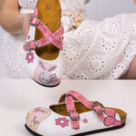 Sabot anatomico colorato con sottopiede in scamosciata / Sabot anatomico colorato con sottopiede in scamosciata /