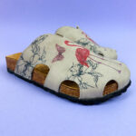 Sabot anatomico colorato con sottopiede in scamosciata / Sabot anatomico colorato con sottopiede in scamosciata /