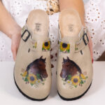 Ciabatte tipo sabot da donna fatte a mano con plantare ortopedico in vera pelle 700083 / Ciabatte tipo sabot da donna fatte a mano con plantare ortopedico in vera pelle 700083 /