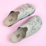 Sabot anatomico colorato con sottopiede in scamosciata / Sabot anatomico colorato con sottopiede in scamosciata /