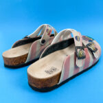 Sabot anatomico colorato con sottopiede in scamosciata / Sabot anatomico colorato con sottopiede in scamosciata /