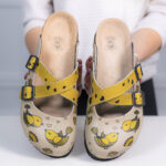 Sabot anatomico colorato con sottopiede in scamosciata / Sabot anatomico colorato con sottopiede in scamosciata /