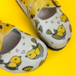 Sabot anatomico colorato con sottopiede in scamosciata / Sabot anatomico colorato con sottopiede in scamosciata /