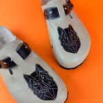 Sabot anatomico colorato con sottopiede in scamosciata / Sabot anatomico colorato con sottopiede in scamosciata /