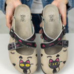 Sabot anatomico colorato con sottopiede in scamosciata / Sabot anatomico colorato con sottopiede in scamosciata /