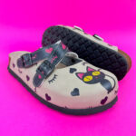 Sabot anatomico colorato con sottopiede in scamosciata / Sabot anatomico colorato con sottopiede in scamosciata /