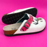 Sabot anatomico colorato con sottopiede in scamosciata / Sabot anatomico colorato con sottopiede in scamosciata /