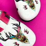 Sabot anatomico colorato con sottopiede in scamosciata / Sabot anatomico colorato con sottopiede in scamosciata /