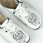 Sabot anatomico colorato con sottopiede in scamosciata / Sabot anatomico colorato con sottopiede in scamosciata /