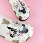 Sabot anatomico colorato con sottopiede in scamosciata / Sabot anatomico colorato con sottopiede in scamosciata /