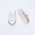 Ciabatte bianche da donna in pelle con zeppa / Ciabatte bianche da donna in pelle con zeppa /