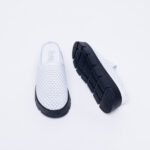 Ciabatte chiuse da donna in pelle con sottopiede soft / Ciabatte chiuse da donna in pelle con sottopiede soft /