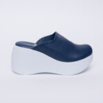 Ciabatte chiuse da donna in pelle con sottopiede soft /