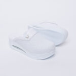 Ciabatte chiuse da donna in pelle con sottopiede soft / Ciabatte chiuse da donna in pelle con sottopiede soft /