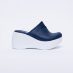 Ciabatte chiuse da donna in pelle con sottopiede soft /