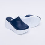 Ciabatte chiuse da donna in pelle con sottopiede soft /