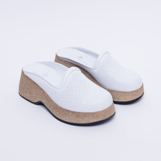 Zoccoli in pelle per donna
