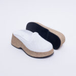 Zoccoli in pelle per donna / Zoccoli in pelle per donna /