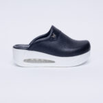 Ciabatte chiuse da donna in pelle con sottopiede soft /