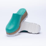 Ciabatte con plateau verde in vera pelle /