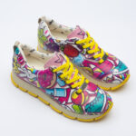 Scarpe sportive da donna con stampa colorata realizzata in ecopelle / Scarpe sportive da donna con stampa colorata realizzata in ecopelle /