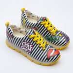 Scarpe sportive da donna con stampa colorata realizzata in ecopelle /