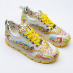 Scarpe sportive da donna con stampa colorata realizzata in ecopelle / Scarpe sportive da donna con stampa colorata realizzata in ecopelle /