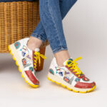 Scarpe sportive donna con stampa colorata realizzata in ecopelle / Scarpe sportive donna con stampa colorata realizzata in ecopelle /