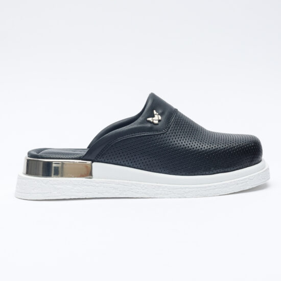 Alternative view of Sabot da donna in pelle con punta chiusa