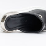 Sabot da donna in pelle con punta chiusa / Sabot da donna in pelle con punta chiusa /