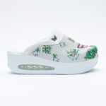 Ciabatte chiuse da donna in pelle con sottopiede soft / Ciabatte chiuse da donna in pelle con sottopiede soft /