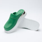 Sabot da donna in pelle con punta chiusa / Sabot da donna in pelle con punta chiusa /