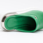 Sabot da donna in pelle con punta chiusa / Sabot da donna in pelle con punta chiusa /