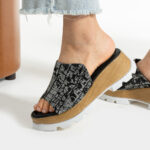 Ciabatte da donna estive nere in pelle naturale /