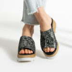 Ciabatte da donna estive nere in pelle naturale /