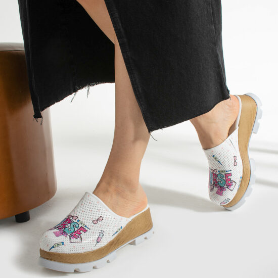 Alternative view of Zoccoli sanitari da donna in pelle naturale