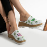 Zoccoli sanitari da donna in pelle naturale /