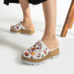 Zoccoli da lavoro da donna in pelle naturale / Zoccoli da lavoro da donna in pelle naturale /