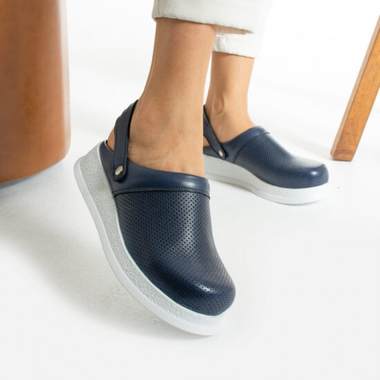 Alternative view of Zoccoli sanitari da donna con cinturino per tallone