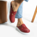 Sabot da lavoro in pelle da donna / Sabot da lavoro in pelle da donna /