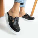 Sabot da lavoro in pelle da donna / Sabot da lavoro in pelle da donna /